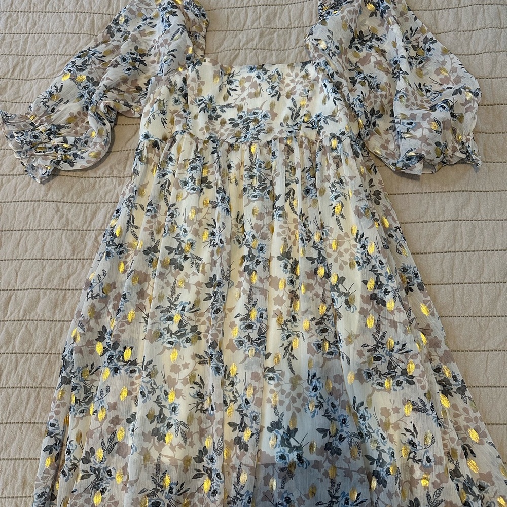 Floral summer dress with pockets